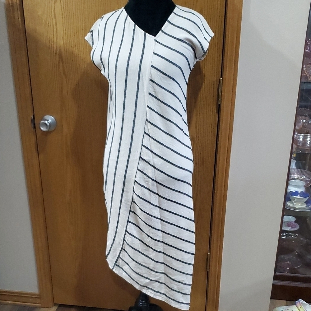 Tahari Black and Tan Asymmetrical Sheath Dress V-Neck
